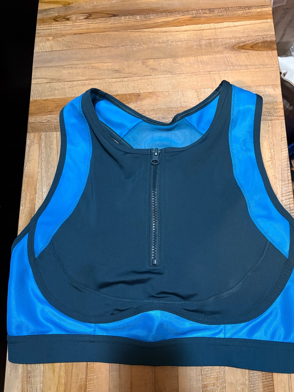 Fabletics Black and Blue Front-Zip High-Neck Sports Bra